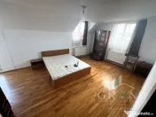 Casă 280 MP | 4 Camere | 4 Băi | 2 Bucătării | Garaj | M