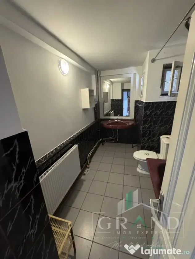 Casă 280 MP | 4 Camere | 4 Băi | 2 Bucătării | Garaj | M - Cluj-Napoca (Cluj)