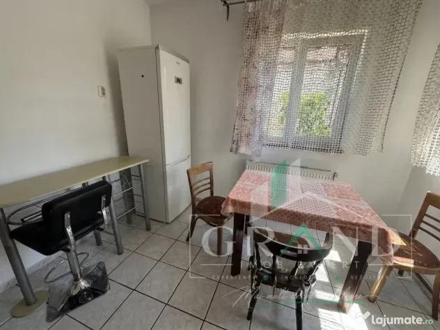 Casă 280 MP | 4 Camere | 4 Băi | 2 Bucătării | Garaj | M - Cluj-Napoca (Cluj)