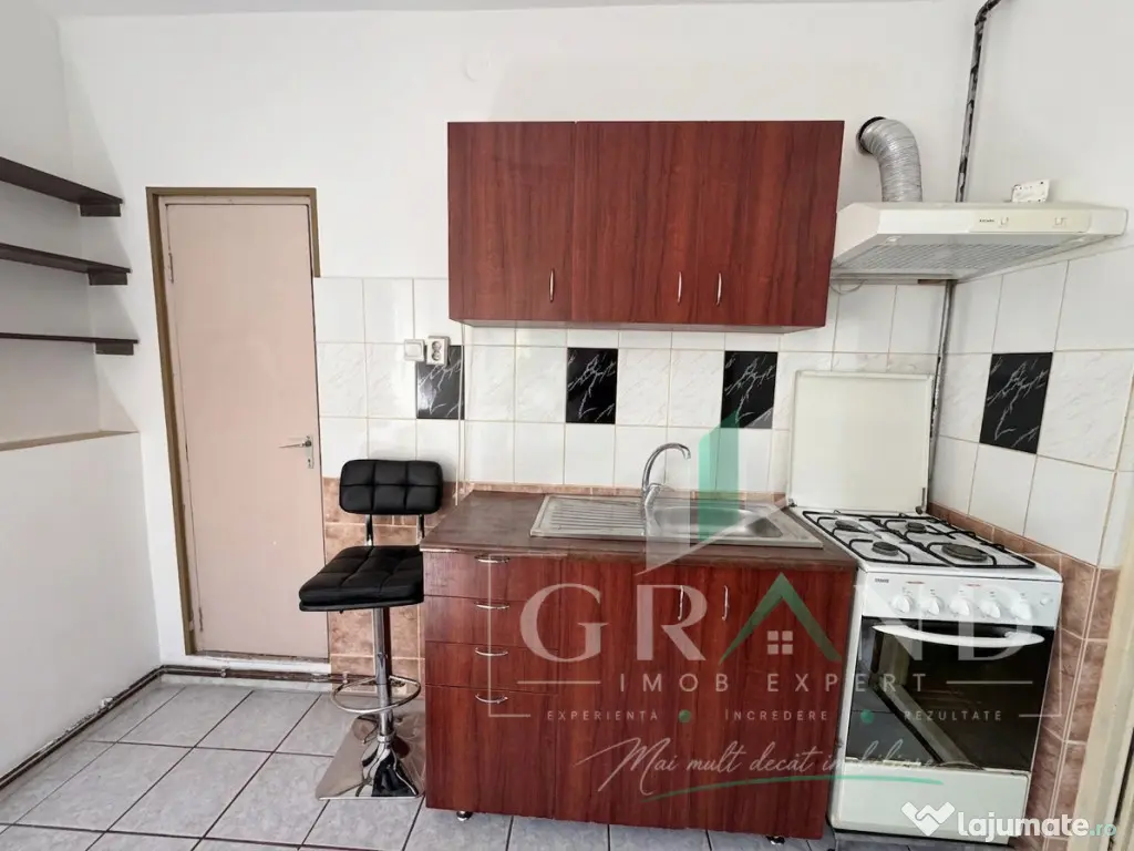 Casă 280 MP | 4 Camere | 4 Băi | 2 Bucătării | Garaj | M - Cluj-Napoca (Cluj)