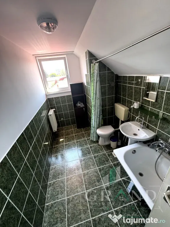 Casă 280 MP | 4 Camere | 4 Băi | 2 Bucătării | Garaj | M - Cluj-Napoca (Cluj)