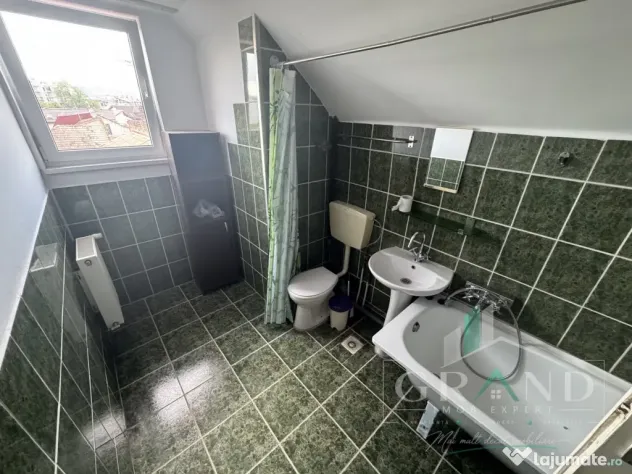 Casă 280 MP | 4 Camere | 4 Băi | 2 Bucătării | Garaj | M - Cluj-Napoca (Cluj)