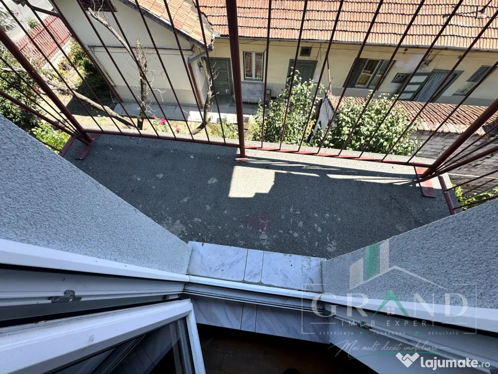 Casă 280 MP | 4 Camere | 4 Băi | 2 Bucătării | Garaj | M - Cluj-Napoca (Cluj)