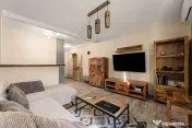 Apartament modern cu 2 camere de închiriat - Zona Centralǎ