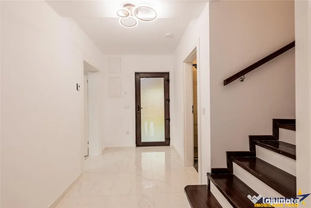 Vila noua in cartier rezidential, areal apreciabil, Halchiu, - Brasov (Brasov)
