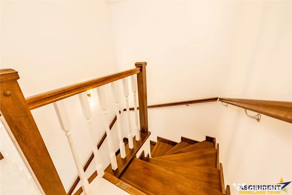 Vila noua in cartier rezidential, areal apreciabil, Halchiu, - Brasov (Brasov)