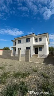 DUPLEX-FOARTE SPATIOS-TEREN GENEROS - COMPARIMENTARE EXCELEN 