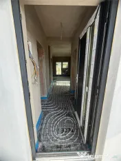 DUPLEX-FOARTE SPATIOS-TEREN GENEROS - COMPARIMENTARE EXCELEN 