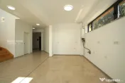 Duplex 4 Camere | 165 MP | Pretabil Birou | 3 Parcări | Avi 