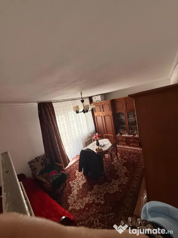 Vând apartament 2 camere zona Kiseleff