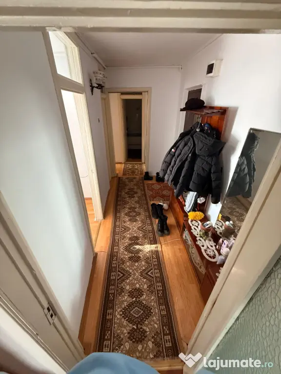 Vând apartament 2 camere zona Kiseleff