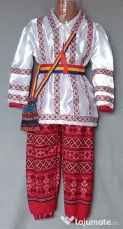 Costum popular pentru copii 4-5-6-7 ani ,165 lei 