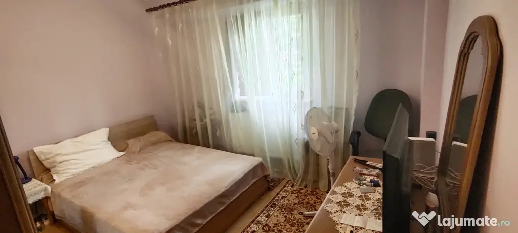 Apartament 2 camere dec., 52 mp, etaj 3/4, Piața Moldovei - Focșani | Proprietar