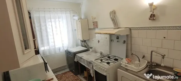 Apartament 2 camere dec., 52 mp, etaj 3/4, Piața Moldovei - Focșani | Proprietar