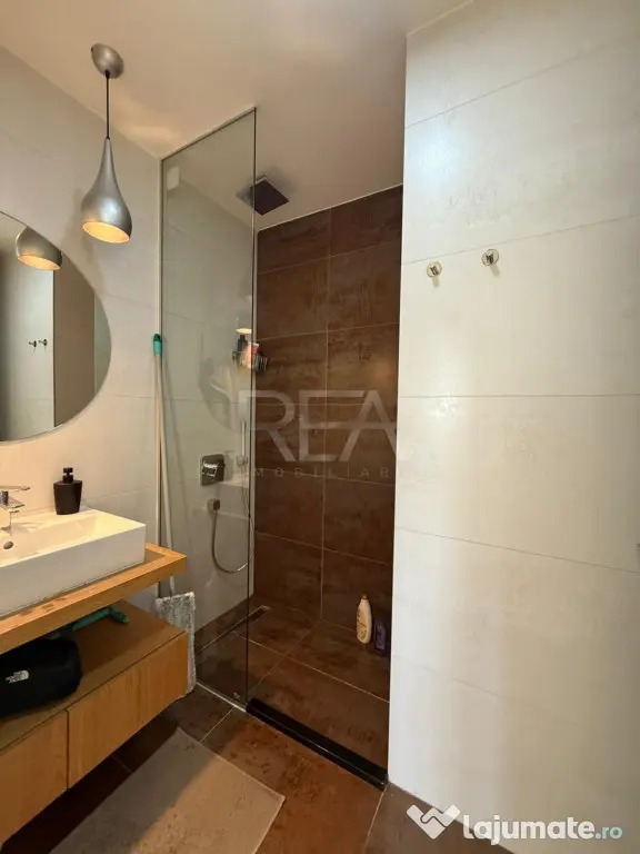 3 camere Barbu Văcărescu decomandat, centrală, et. 2 - Bucuresti (Bucuresti-Ilfov)