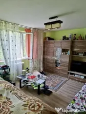 Circumvalatiunii, apartament 2 camere, decomandat, etaj 3
