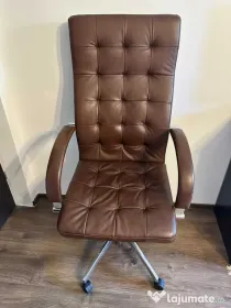 Scaun birou directorial Mobexpert, piele naturala maro, stare perfecta