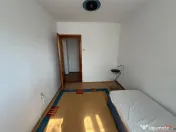 Apartament 3 camere, central, etaj 4 cu acoperis 