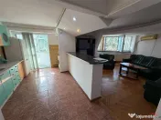 Apartament 3 camere, central, etaj 4 cu acoperis 
