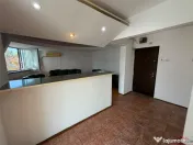 Apartament 3 camere, central, etaj 4 cu acoperis 