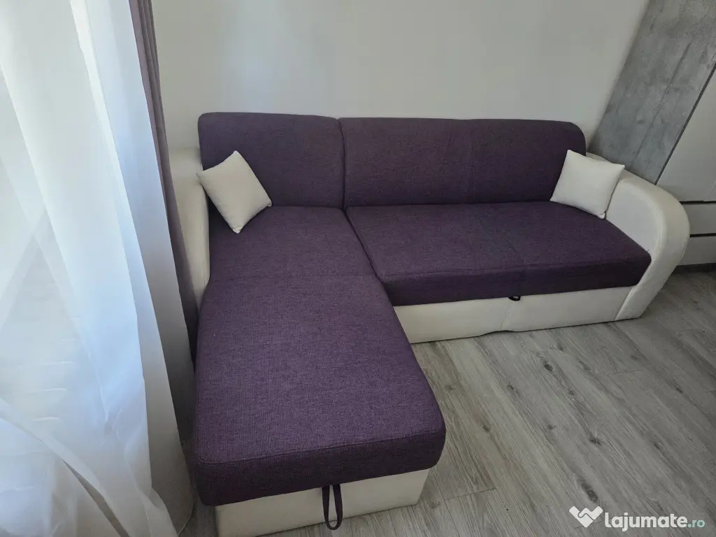 Vand coltar mov