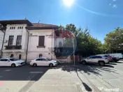 Vanzare Apartament 2 Camere Dec. în Vilă Ideal Rezident... 