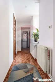 Vanzare Apartament 2 Camere Dec. în Vilă Ideal Rezident... 