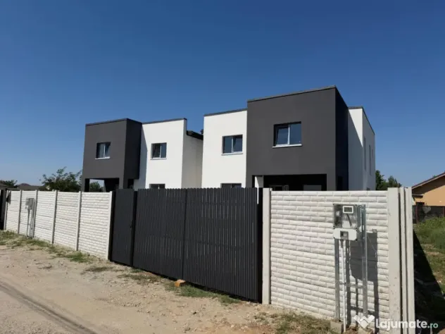Casa la cheie P+1, 173 mp utili, 345 mp teren, zona DAMILA - Malu Mare (Dolj)