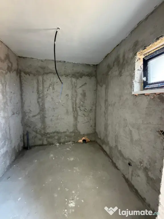 Casa la cheie P+1, 173 mp utili, 345 mp teren, zona DAMILA - Malu Mare (Dolj)