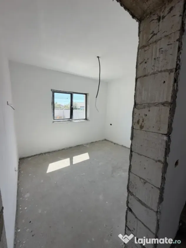 Casa la cheie P+1, 173 mp utili, 345 mp teren, zona DAMILA - Malu Mare (Dolj)