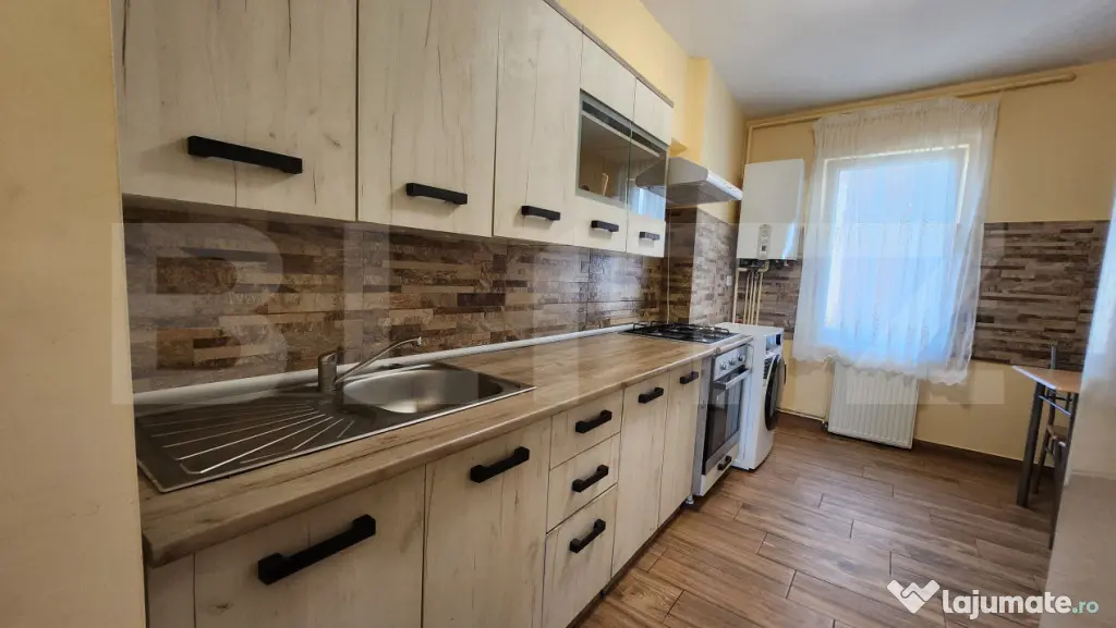 Apartament de inchiriat 3 camere - 7 noiembrie Targu MUres - Targu Mures (Mures)