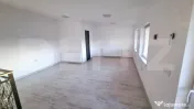 Clădire de birouri 200mp cu garaj propriu, Ideală pentru s