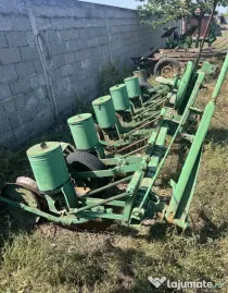 Utilaje agricole Semănătoare si Instalație de erbicidat