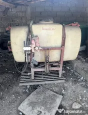 Utilaje agricole Semănătoare si Instalație de erbicidat 