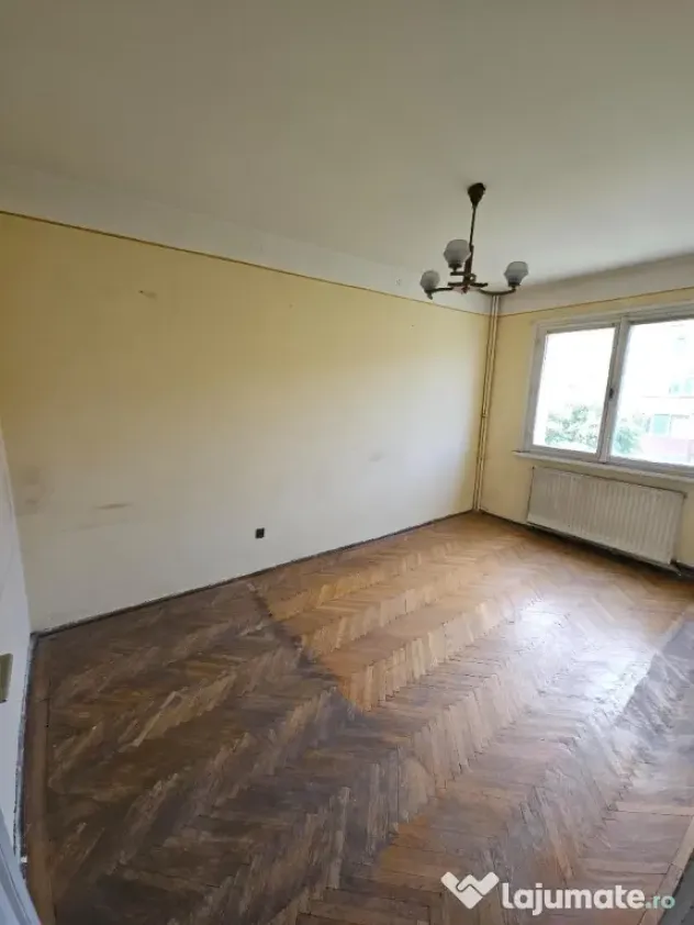 Proprietar, vând apartament două camere decomandate, Astra, Brașov, str. Uranus