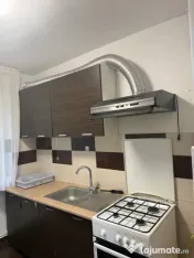 Apartament Cu 2 Camere Semidecomandate - Parter Zona Ultracentrala 