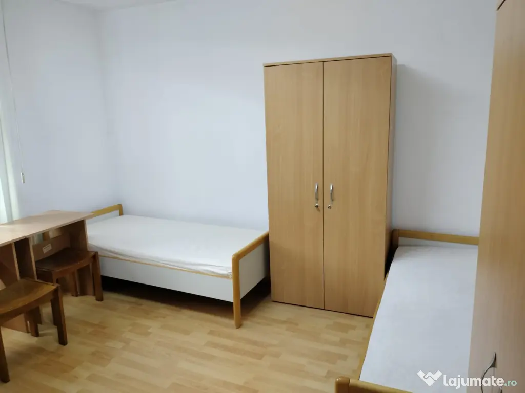 Cazare pentru studenți în centrul civic în apropierea colinei Universității