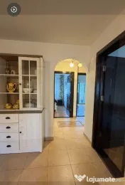 Apartament cu 3 camere decomandate - etaj 1 Zona Obcini 