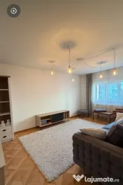 Apartament cu 3 camere decomandate - etaj 1 Zona Obcini 