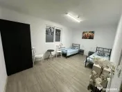Afacere la Cheie / Centru de Batrani 30 de Camere / Lenauhei 