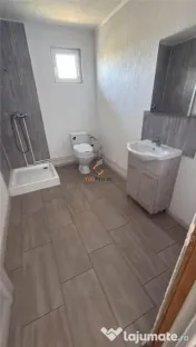 Afacere la Cheie / Centru de Batrani 30 de Camere / Lenauhei 