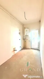 Oportunitate ! Apartament 4 Camere | Semifinisat | Logie 10 