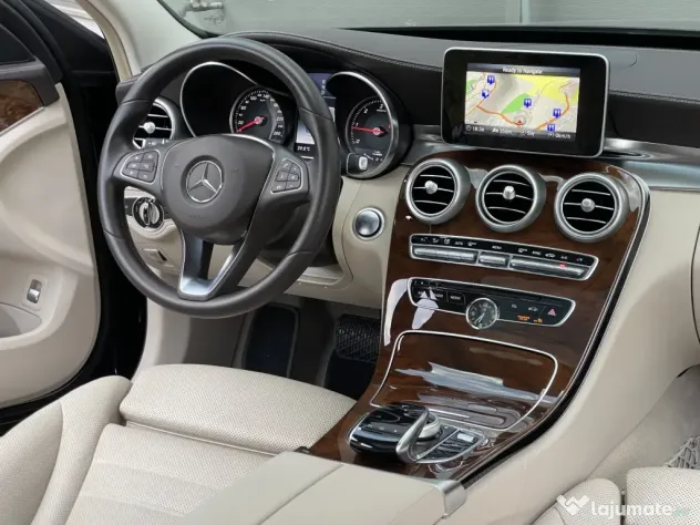 Vând Mercedes Benz C300 hybrid
