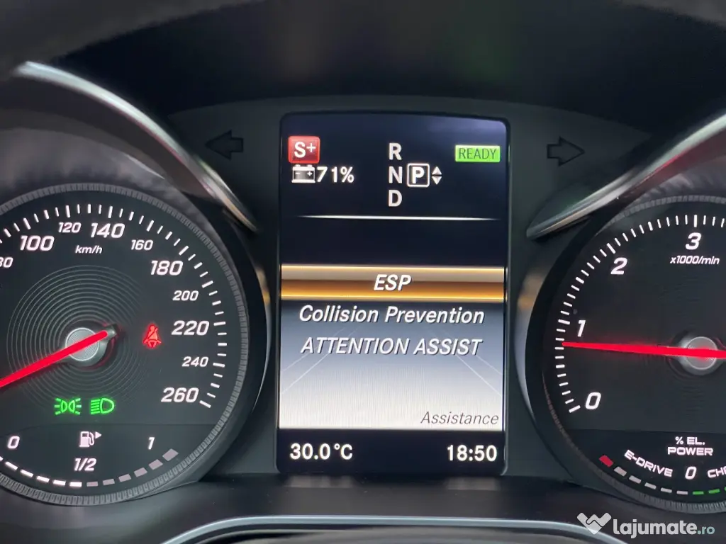 Vând Mercedes Benz C300 hybrid