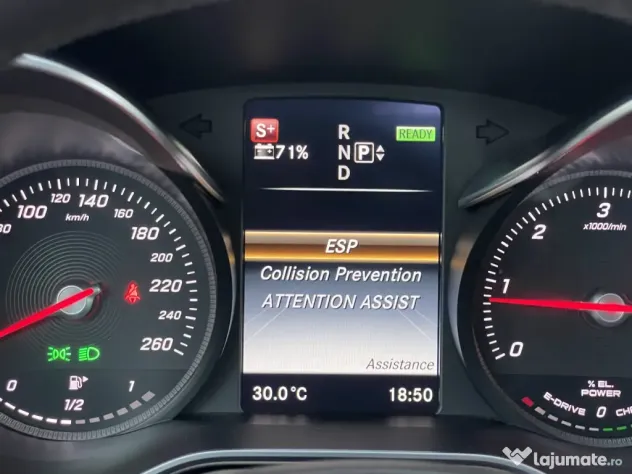 Vând Mercedes Benz C300 hybrid