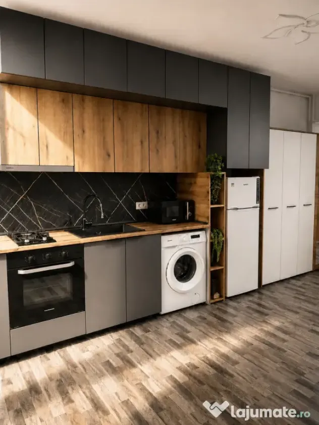 Inchiriez Studio Premium Mamaia Nord - Mamaia Sat (Constanta)