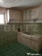 Casa cu 4 camere ,130 mp si cu teren de 798 mp, Zona Iancues 