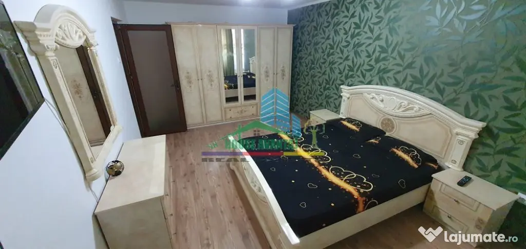 Vand apartament 2 camere 56 mp, zona Piata - Focsani (Vrancea)