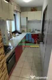 Vand apartament 2 camere 56 mp, zona Piata