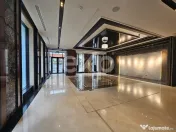 Spatiu Comercial de inchiriat- Parter cladire de Birouri- Av 
